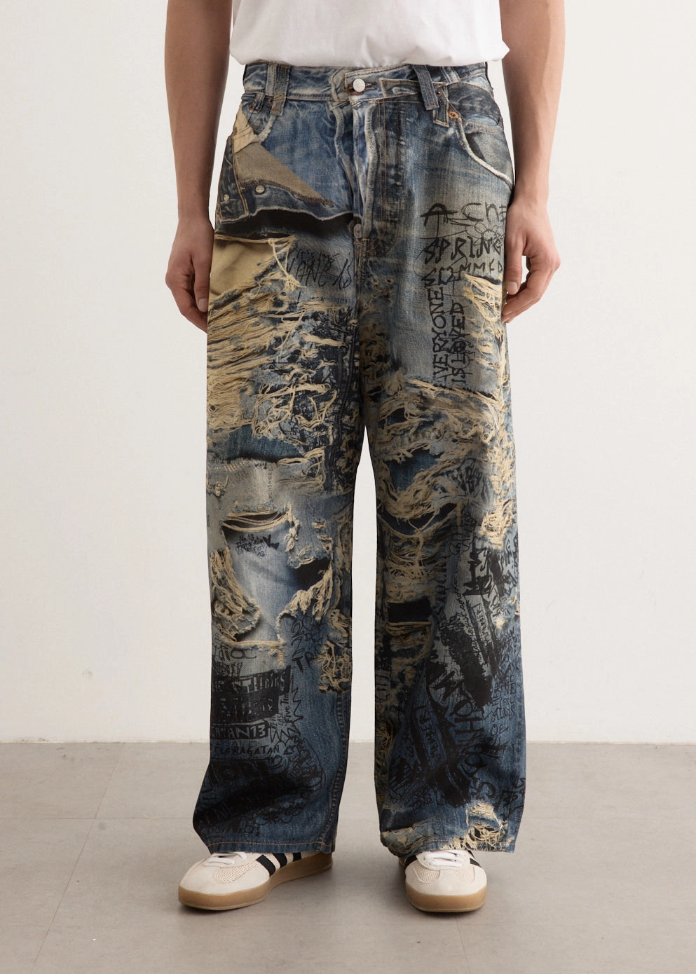 2023M FN TLO Torn Scribble Jeans Weekend Style Stretch Bold Look
