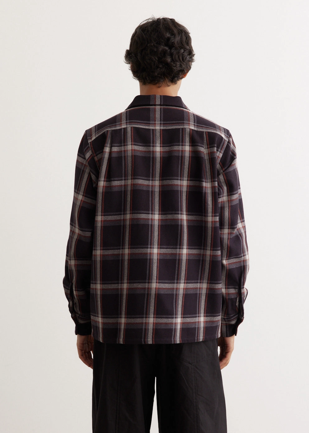 Soft Touch Flexible Placket Structure 6 Pocket Classic Shirt