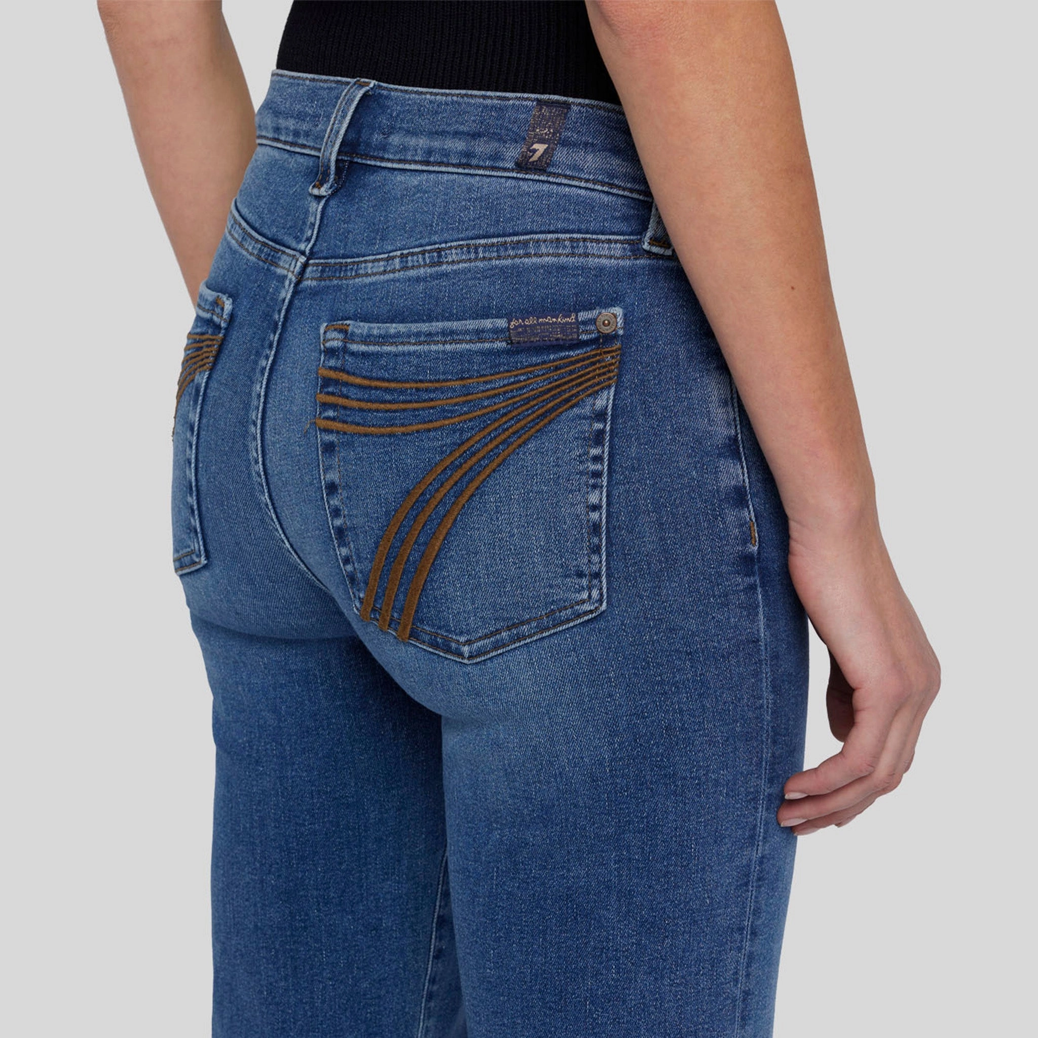 7 For All Mankind Women's Clara Dojo Trouser Classic Item Foundation Piece