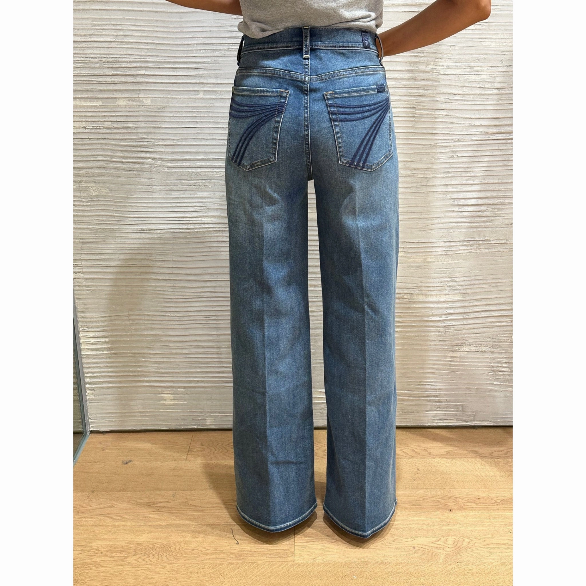 7 For All Mankind Women's Ultra High Rise Jo Jean Outfit Base Morning Ready