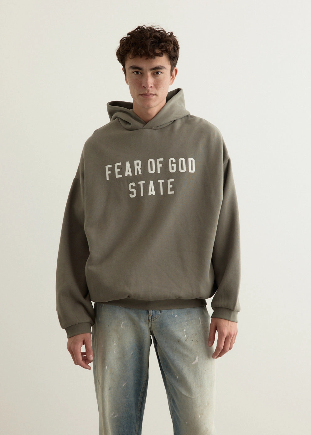 Chill Fit 90s Fit Fleece Hoodie