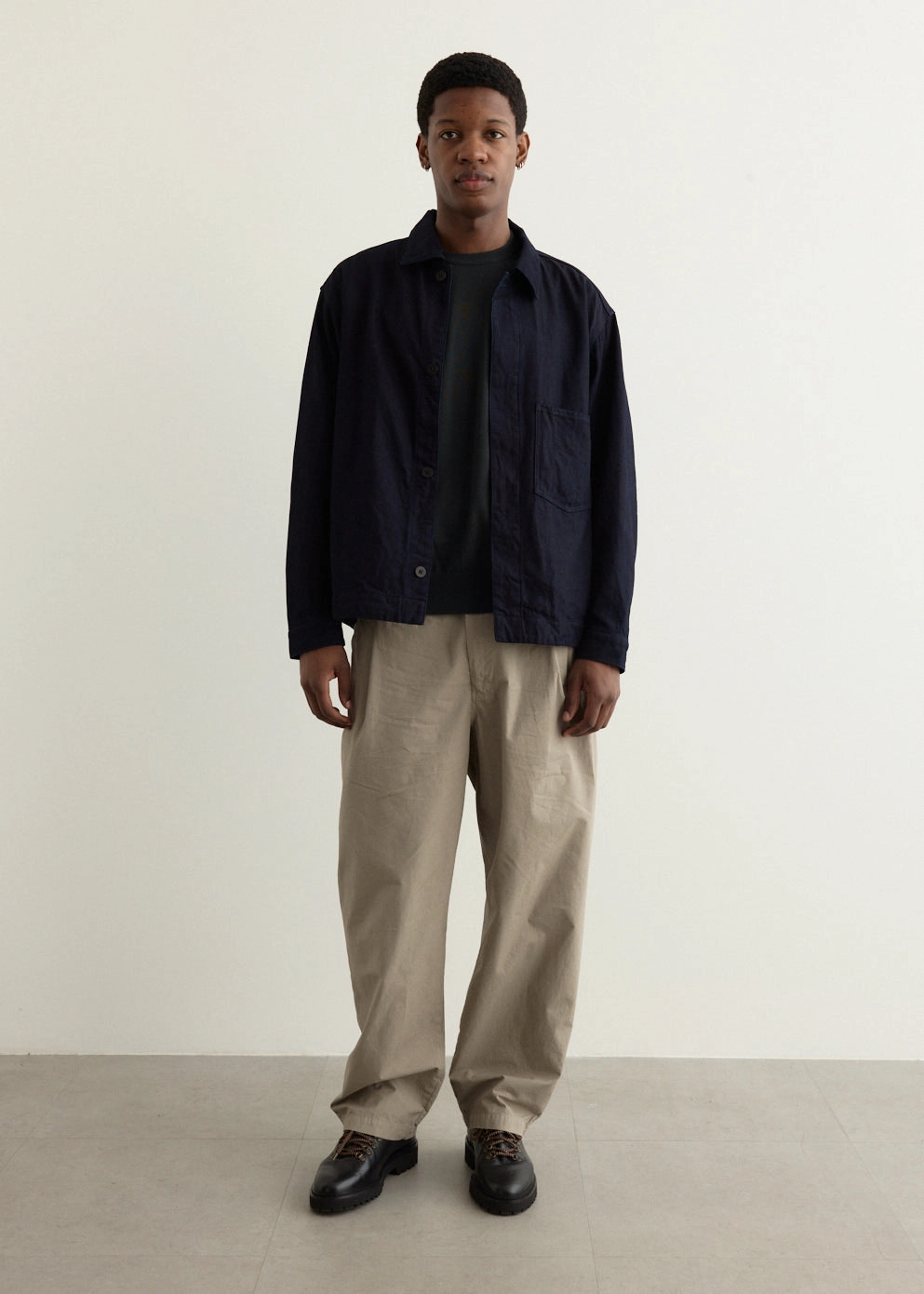 Garment-Dye Deep Tuck Pants Refined fit Stylish Cut