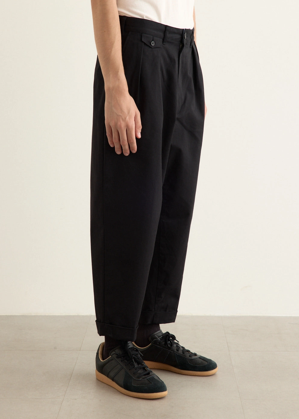 2 Pleats Twill Pants Bold Design NonSlipGrip