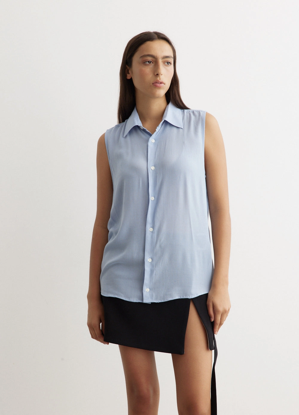 Flexible Placket Structure AMI Sleeveless Shirt