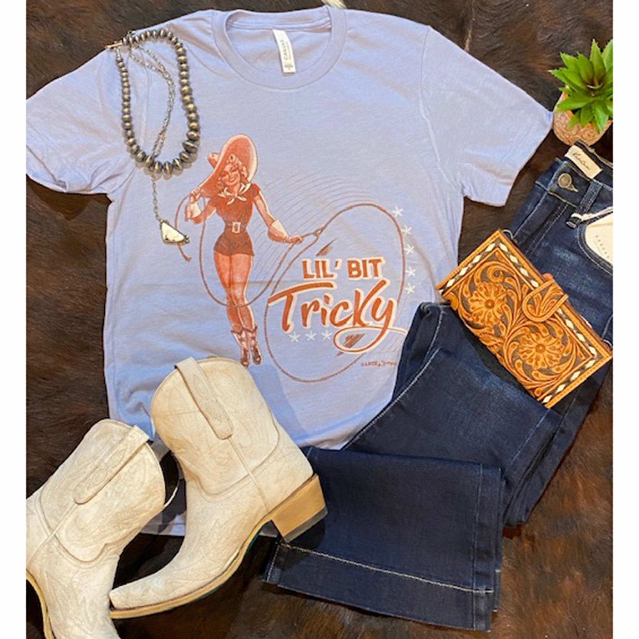 DurableDoubleLayeredHem Retro design Lil' Bit Tricky Tee