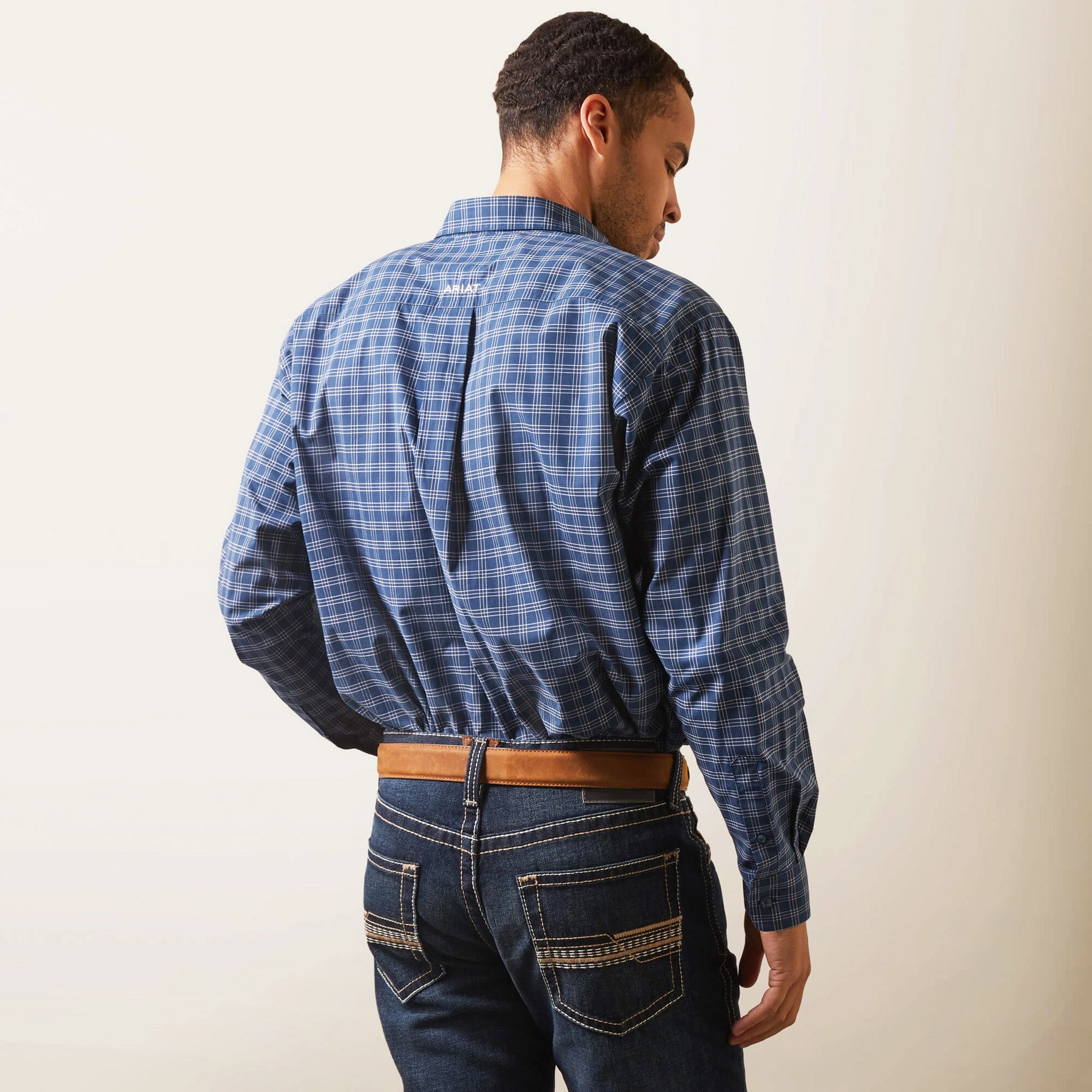 Animal Print Hooded Neckline Ariat Men's Blue Plaid Pro Series Shirt