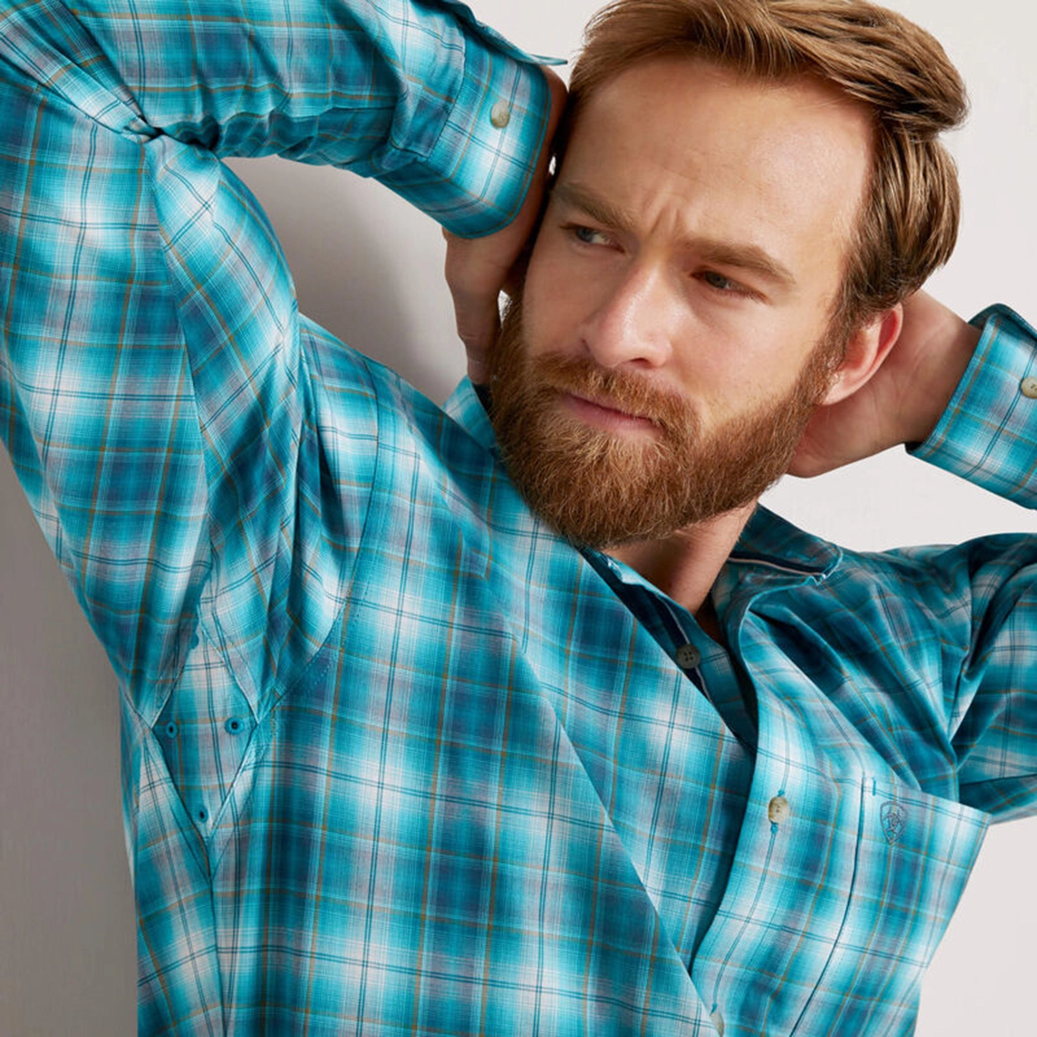 No Slip Shoulder Grips Loose Comfort Ariat Men's Blue/White Plaid Shirt