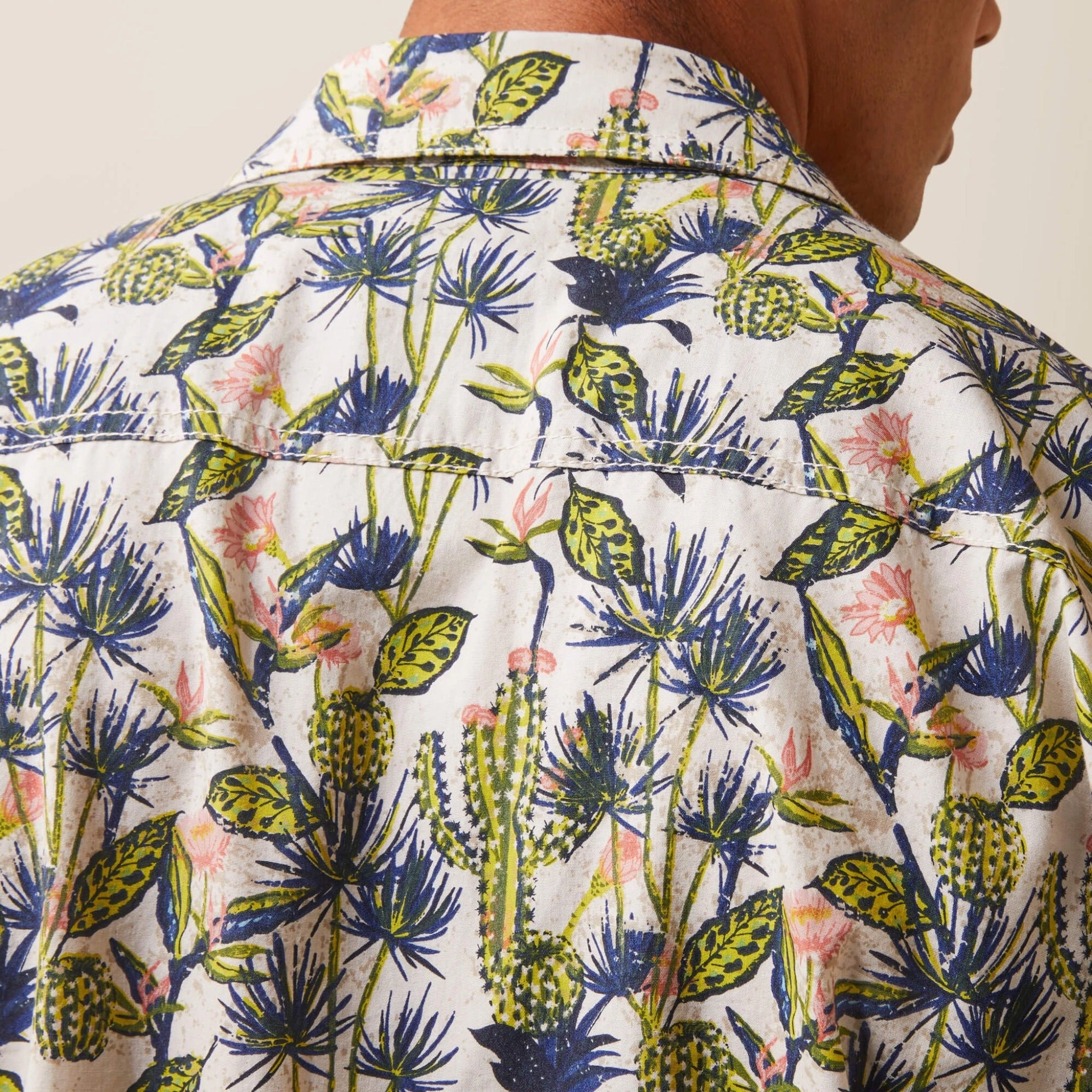 Ariat Men's Hadkins Retro Fit Shirt Active Design Multi Functional Pockets