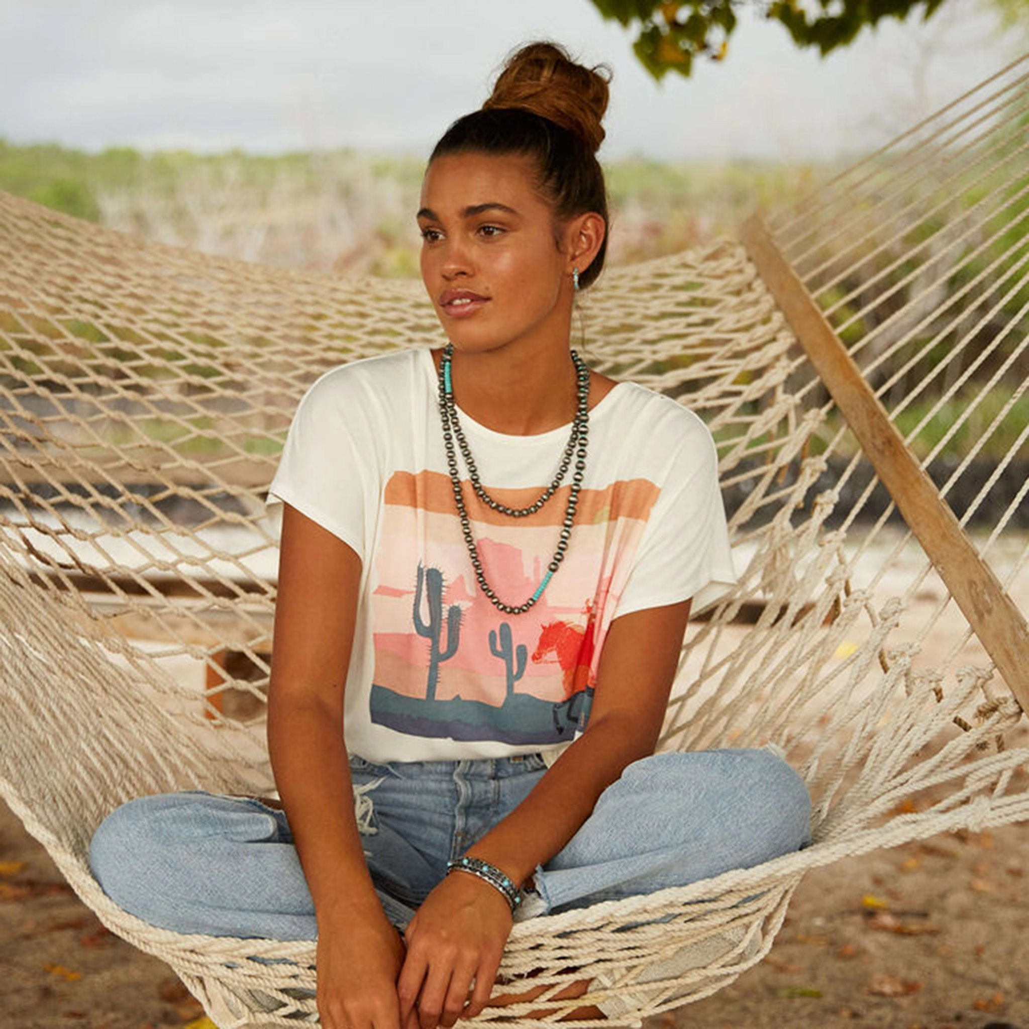 Ariat Women's Desert Ride T-Shirt Durable Stitch Pattern Stretchable Waistband