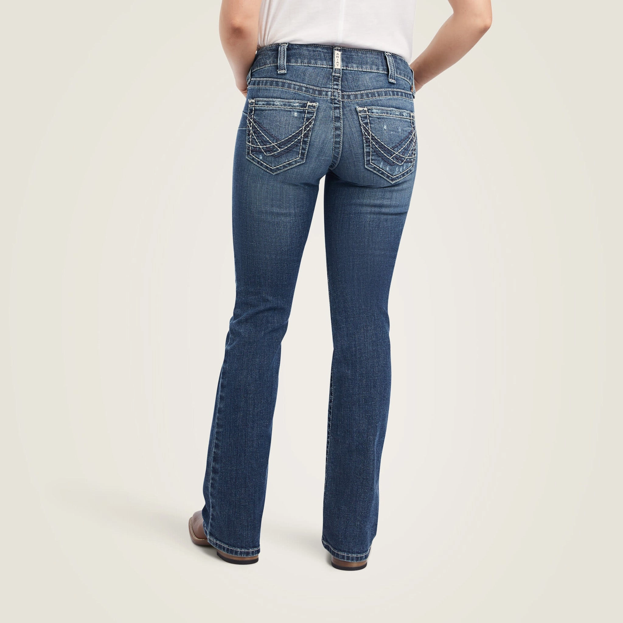 Essential Look Ariat Women's Raquel Jeans