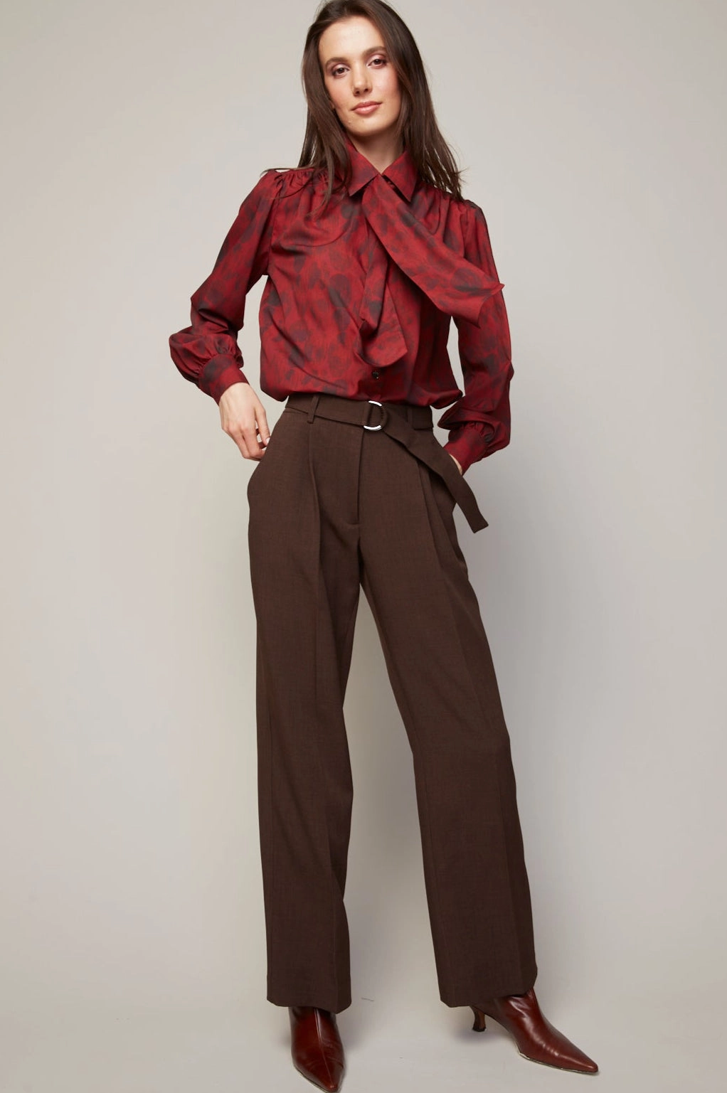 Benji Straight Leg Pant With Removable Belt - Java Travel Essential Sporty Design