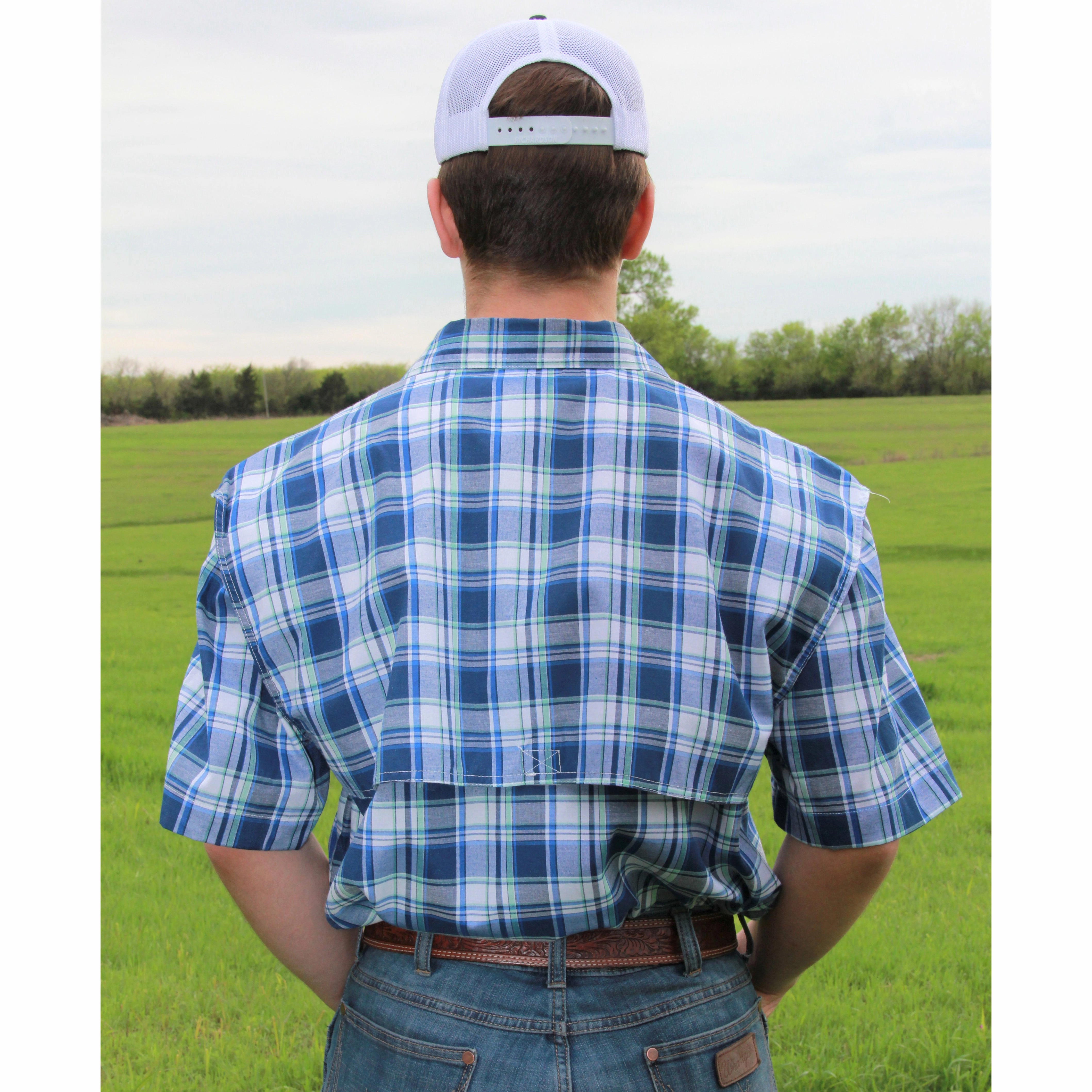 Chic Layer Wrinkle-Resistant Blue Plaid Short Sleeve Fishing Shirt