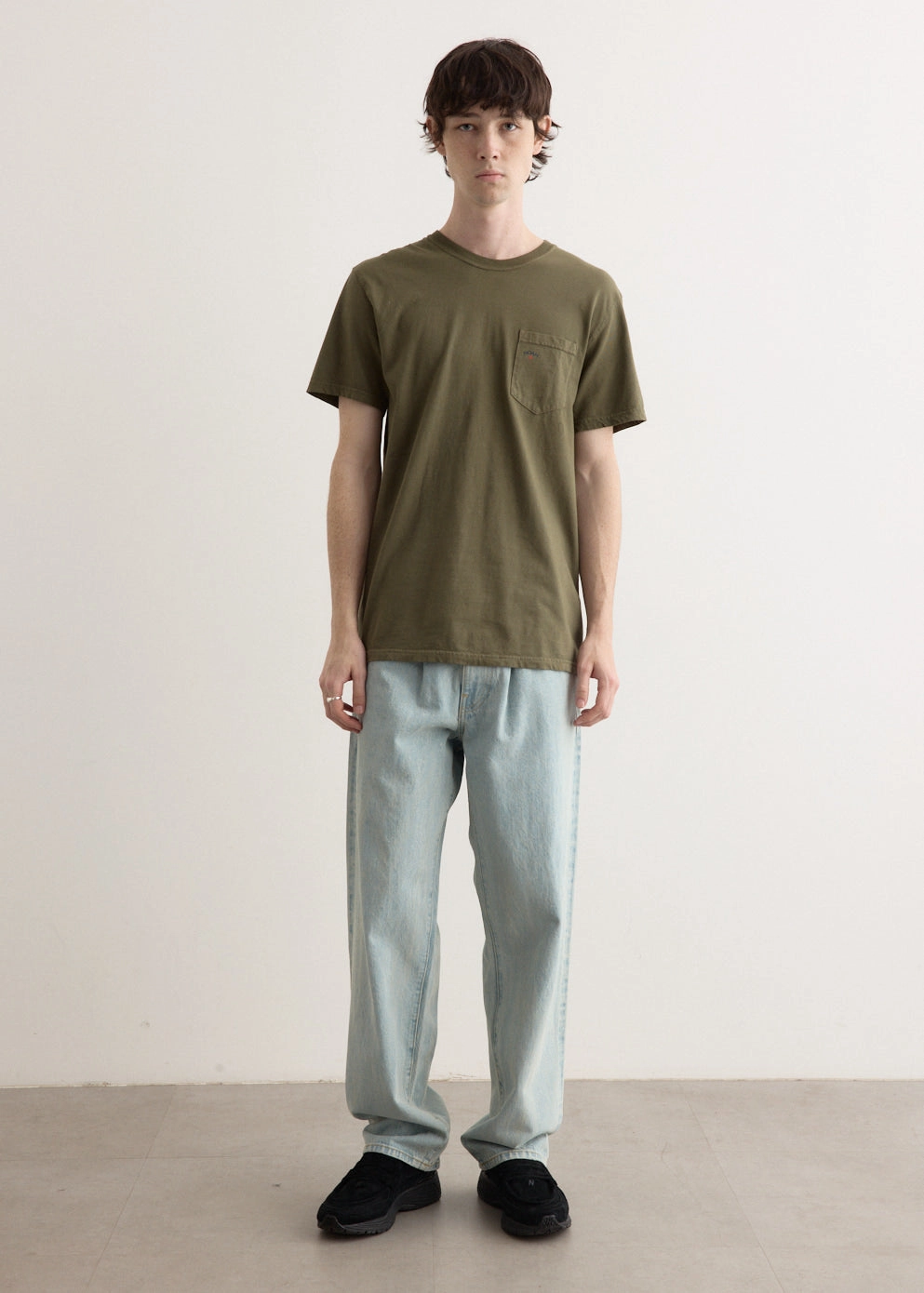 Cool Fit Tailored Cut Pleated Jeans