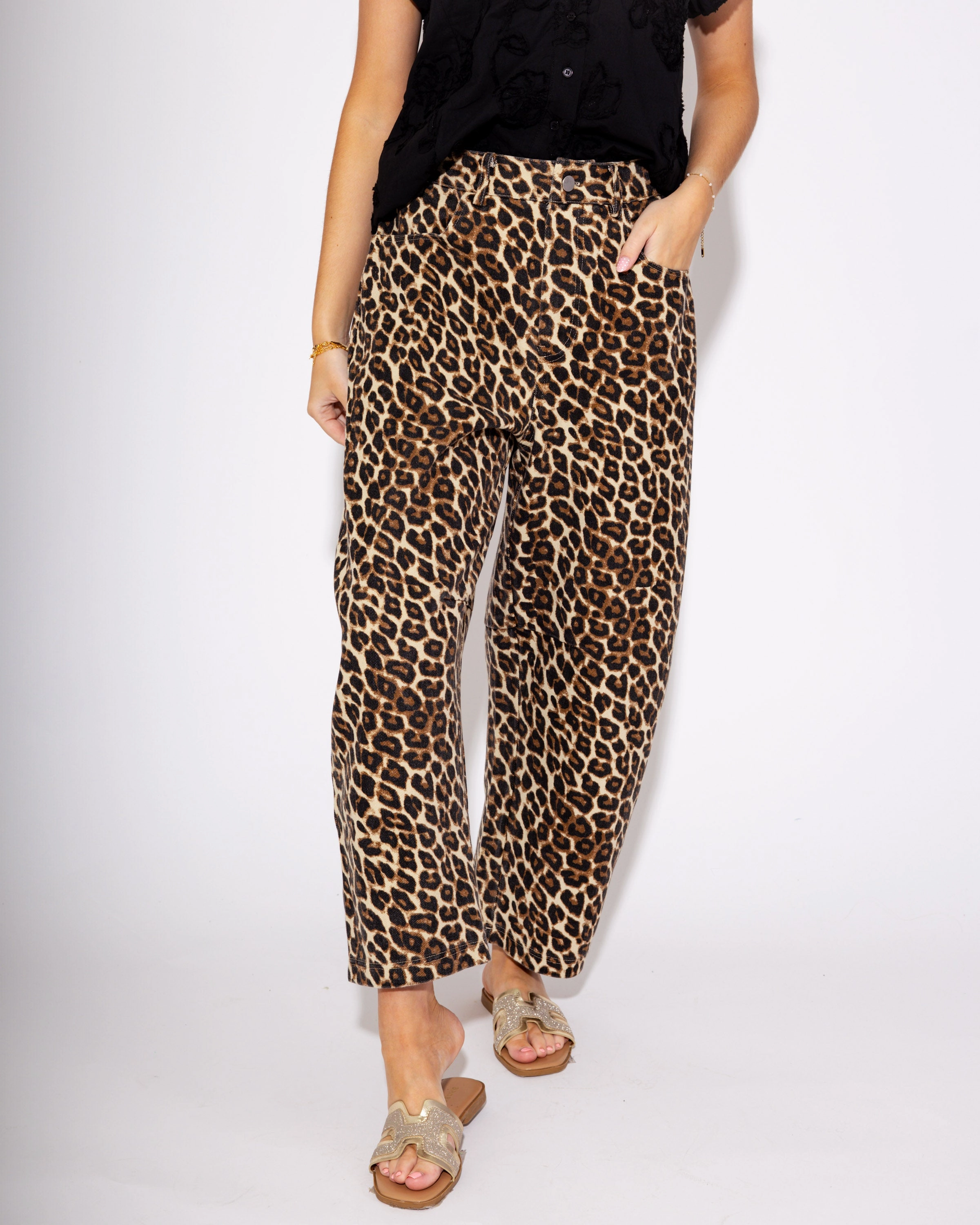 Clean Detail Bold Prowler Animal Print Barrel Jeans
