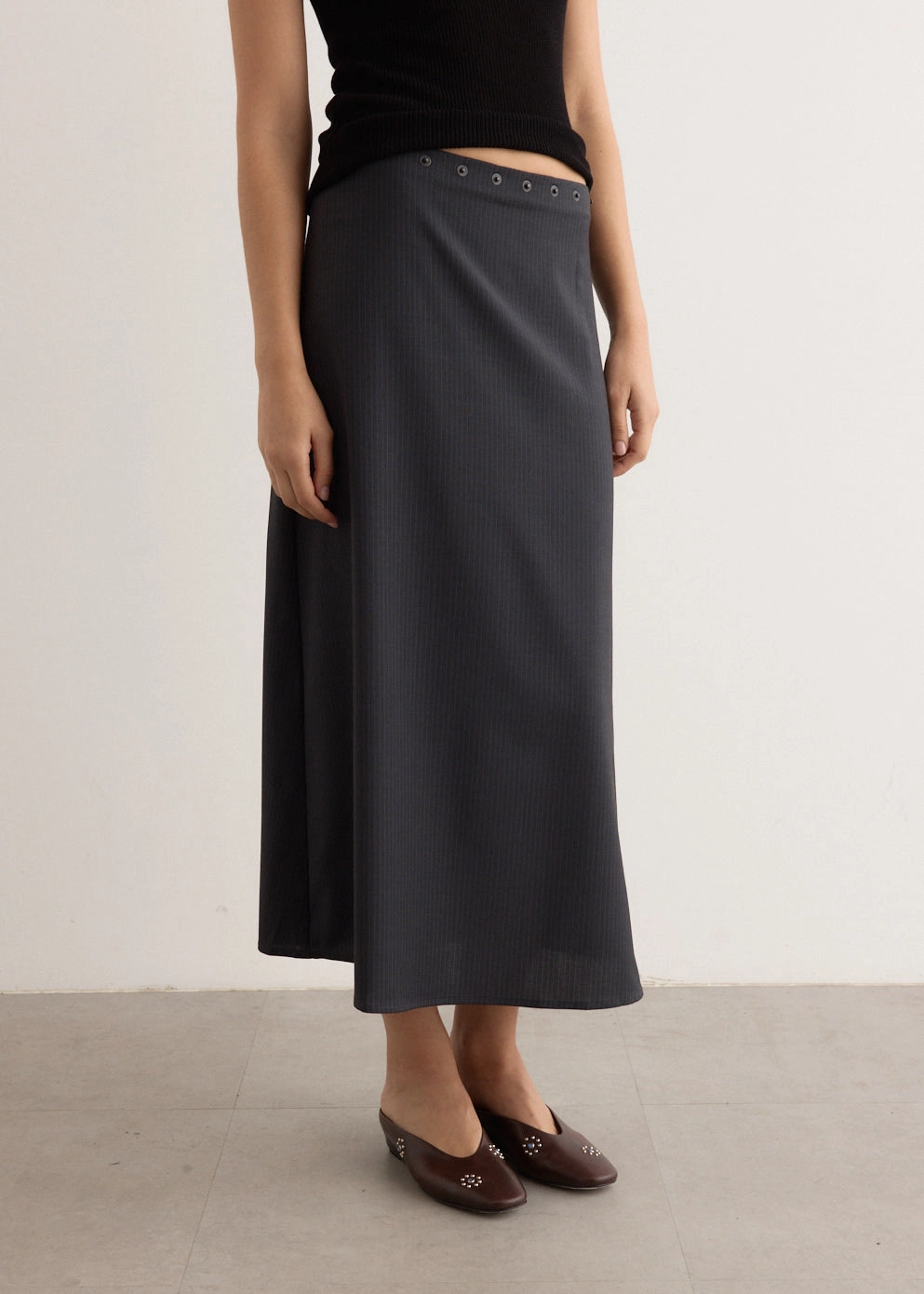 Boni Skirt Twist Front Outfit Display