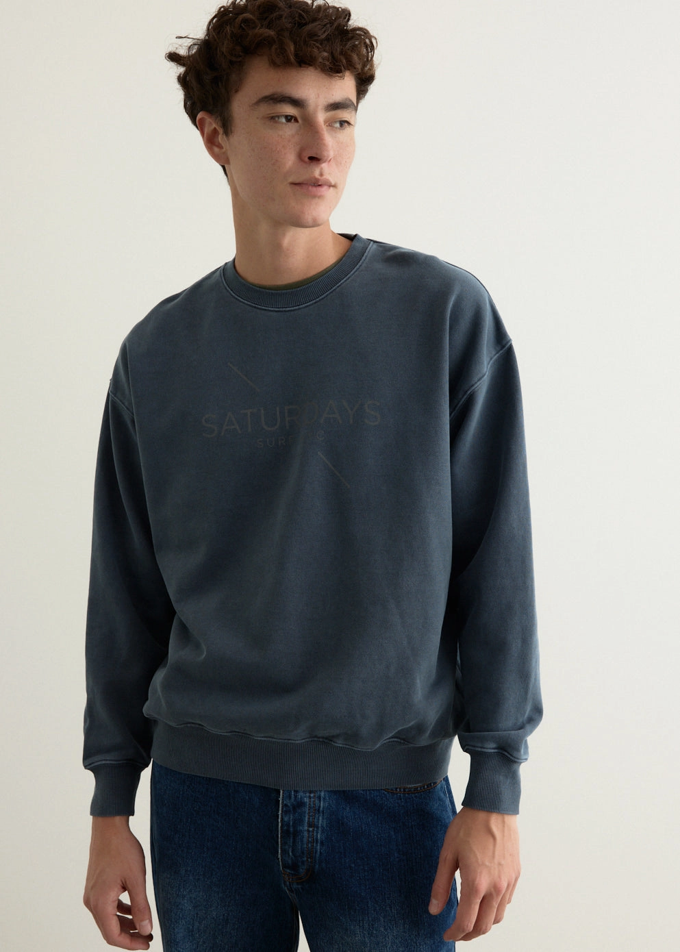 Bowery Pigment Dye Surf Sweatshirt Chilly Look