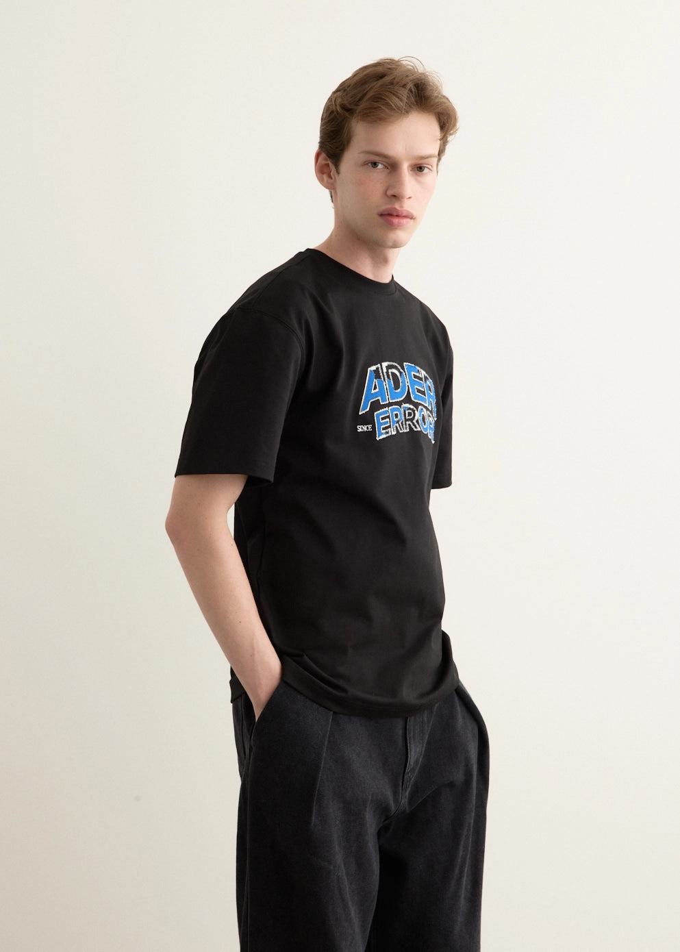 Comfortable Style Distressed Logo T-Shirt