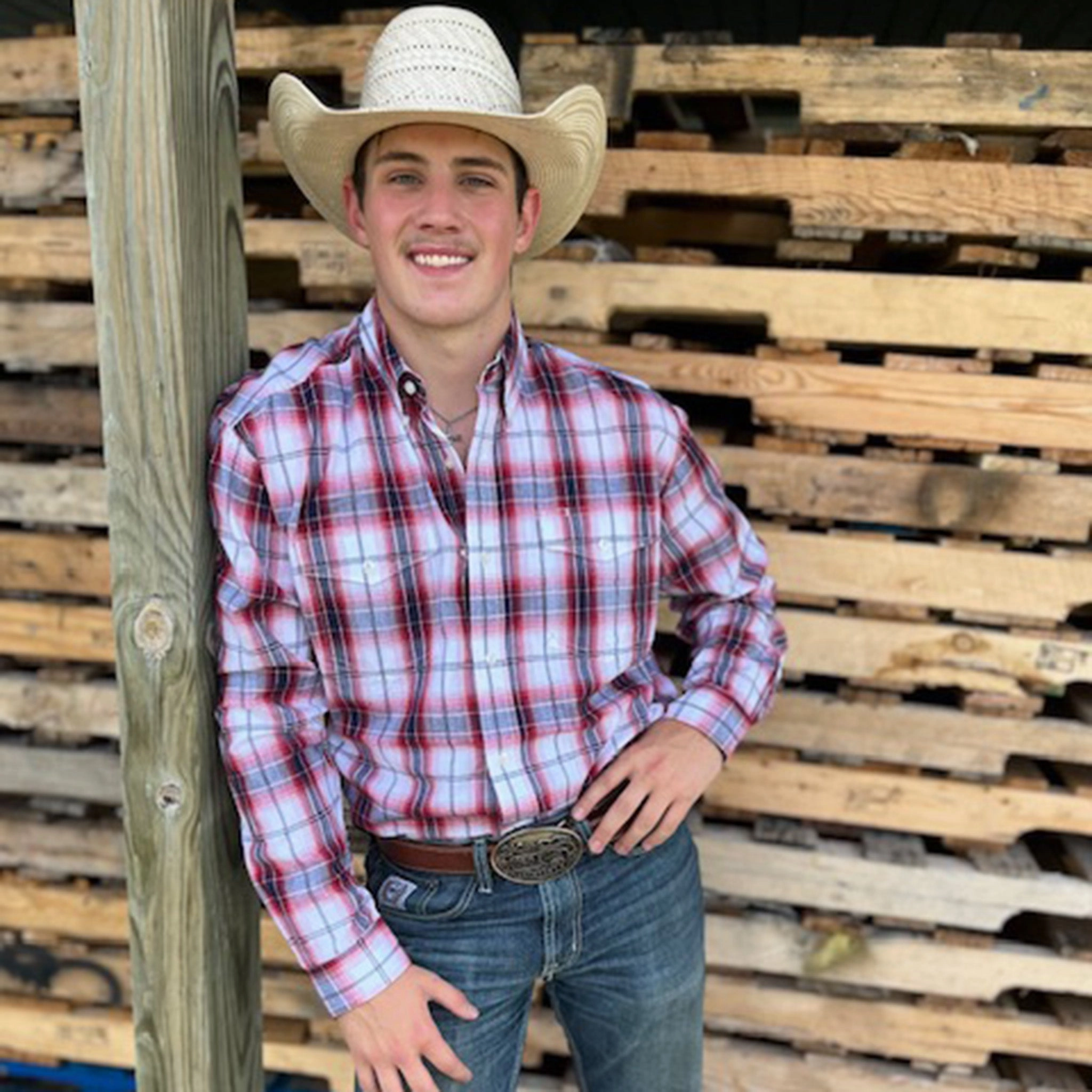 Relaxed Comfort Wrangler Men's Navy & Red Plaid Shirt