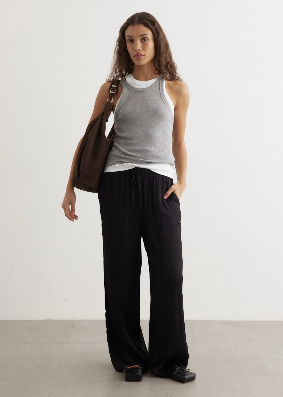 Seasonless wear Riviera Satin Pants