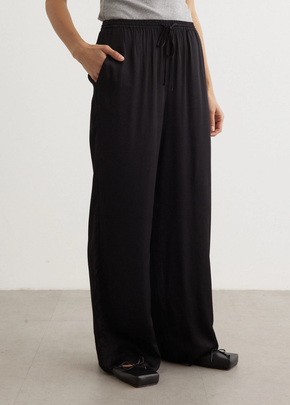 Urban Look Elastic waist Riviera Satin Pants