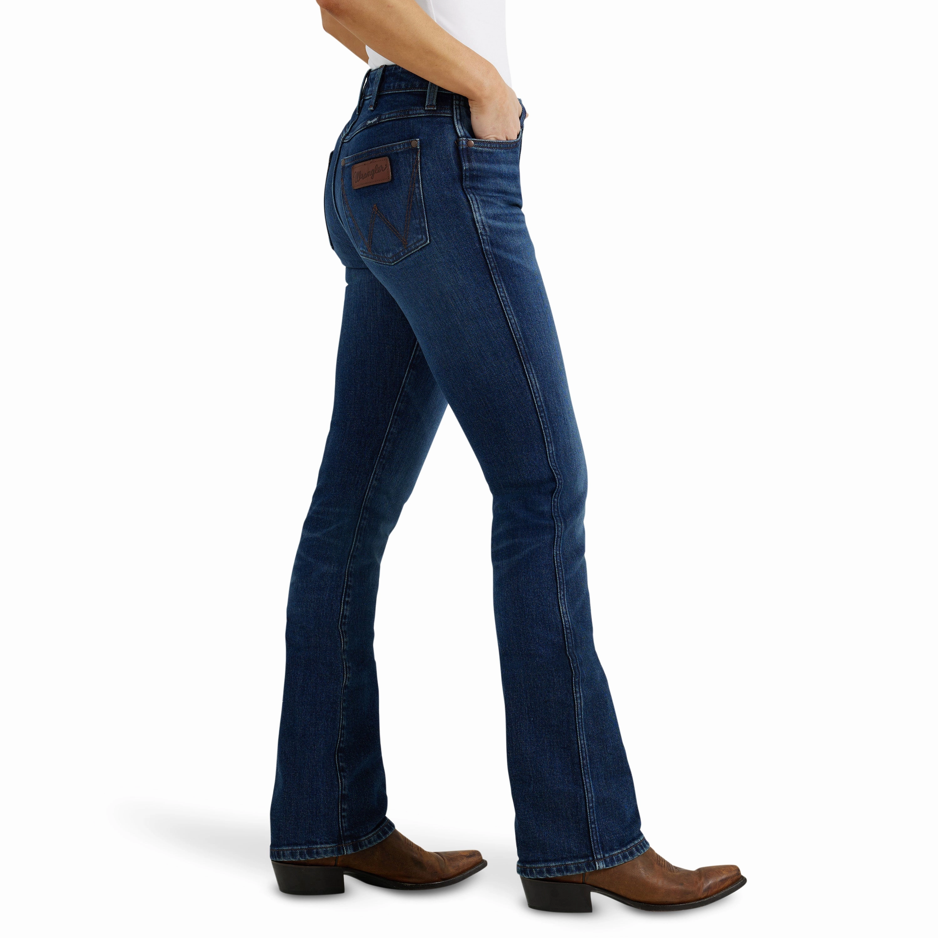 Flexible Waistband Construction Wrangler Women's Retro Bailey High Rise Bootcut Jean