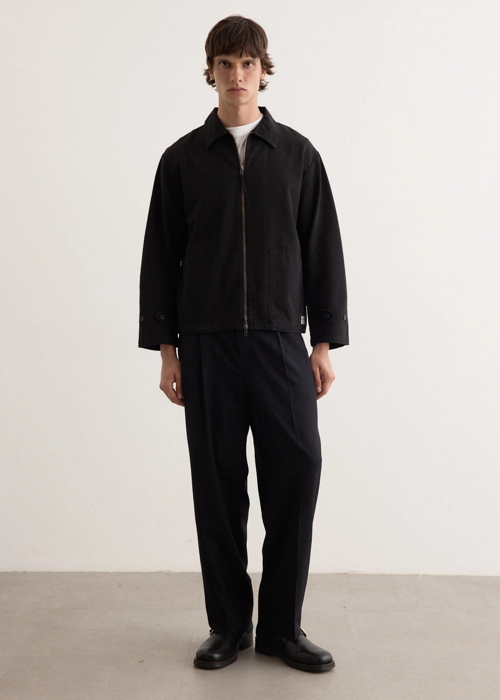 WindResistantMaterial Shoecut Slacks