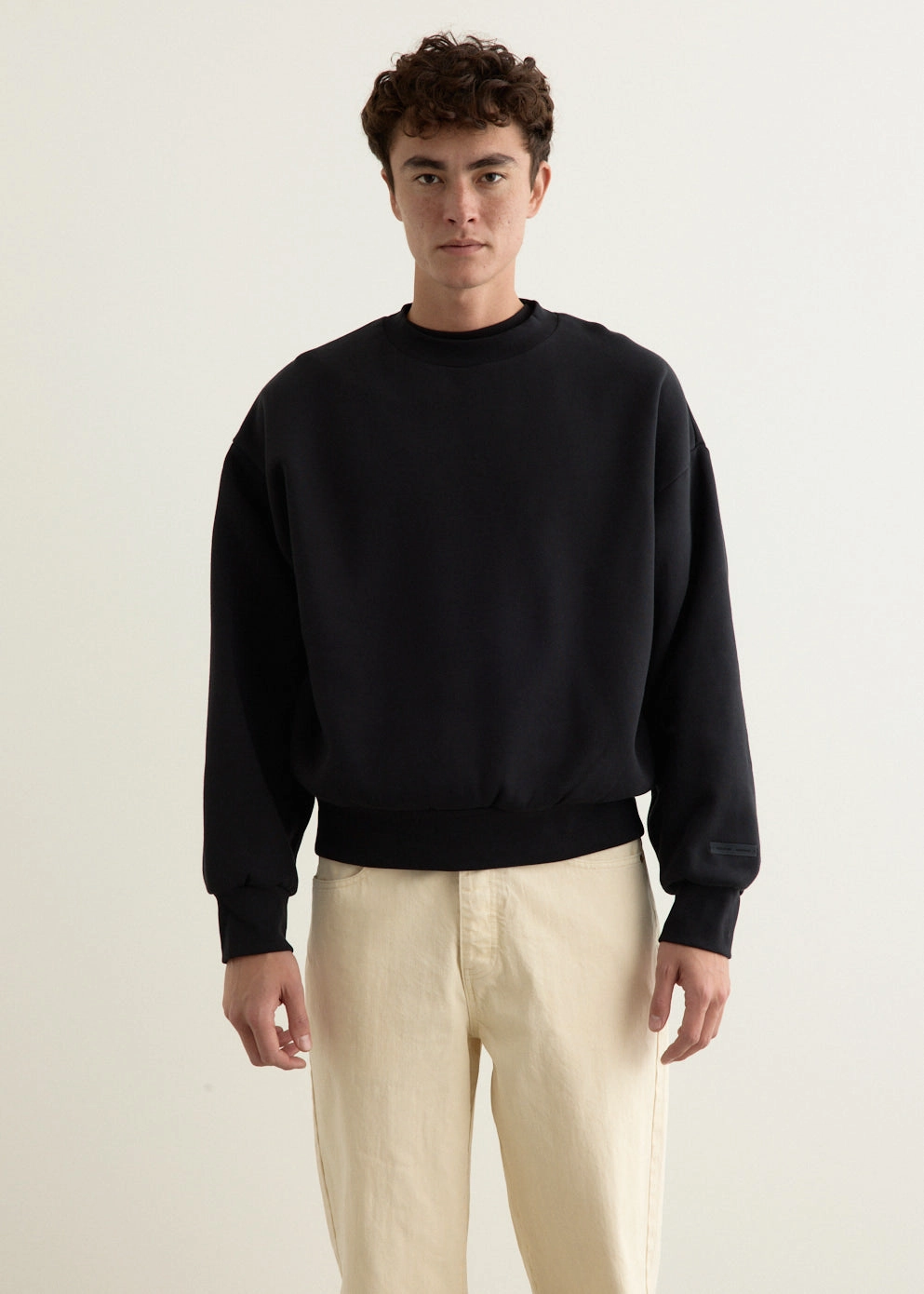 Classic Fit Fleece Crewneck Effortless knitwear