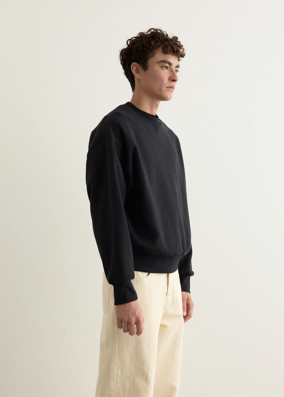 Snuggly Design Classic Fit Fleece Crewneck