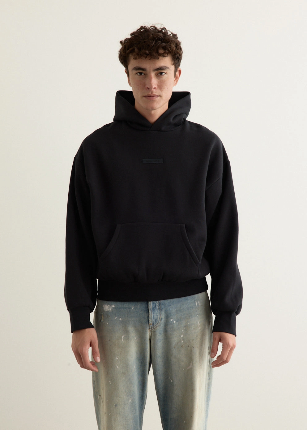 Classic Fit Fleece Hoodie Roomy Pockets Cold-Weather Layer