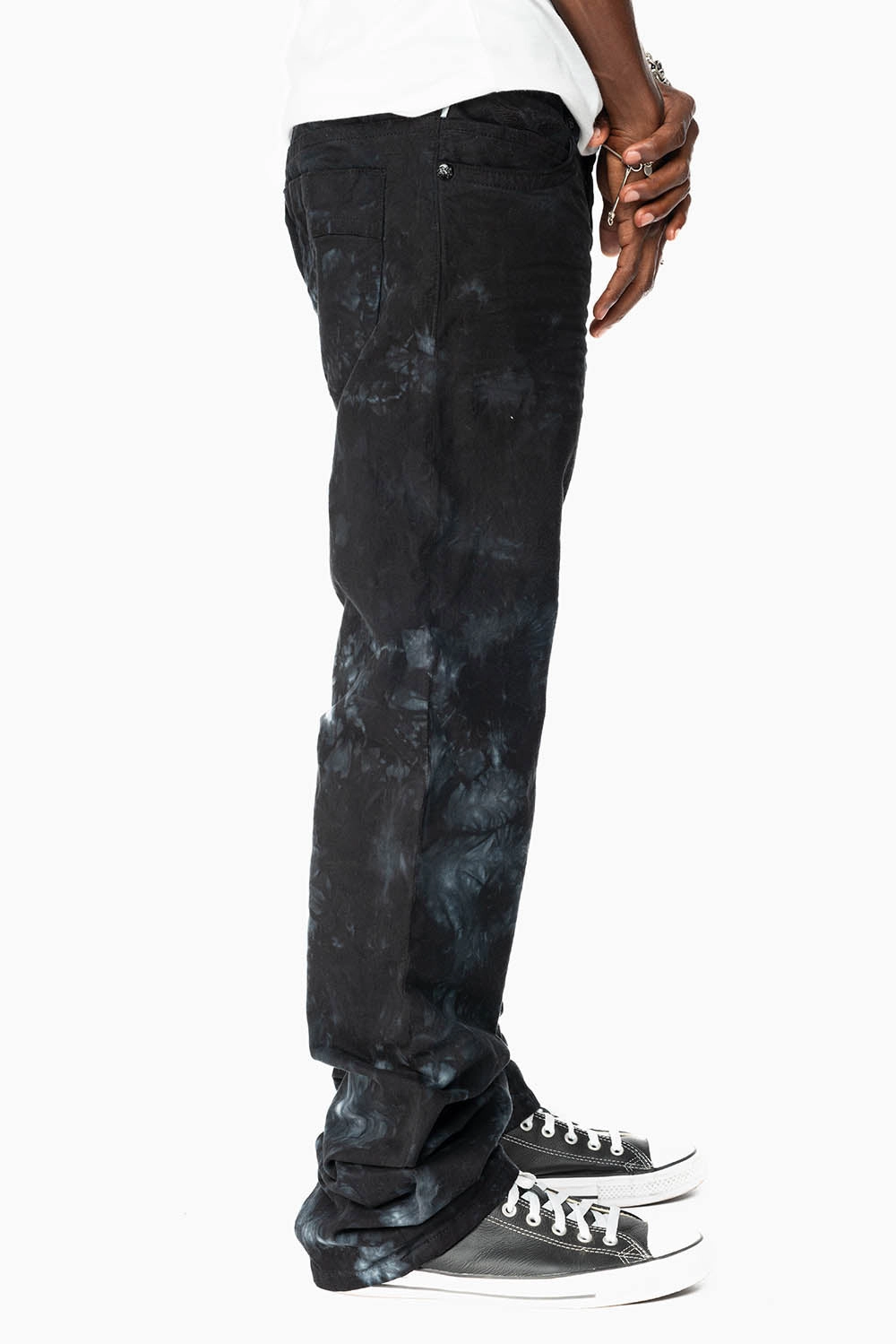 CLASSIC STRAIGHT LEG JEANS IN ASTRO BLACK WASH Go To Outfit Fray Resistant Hem