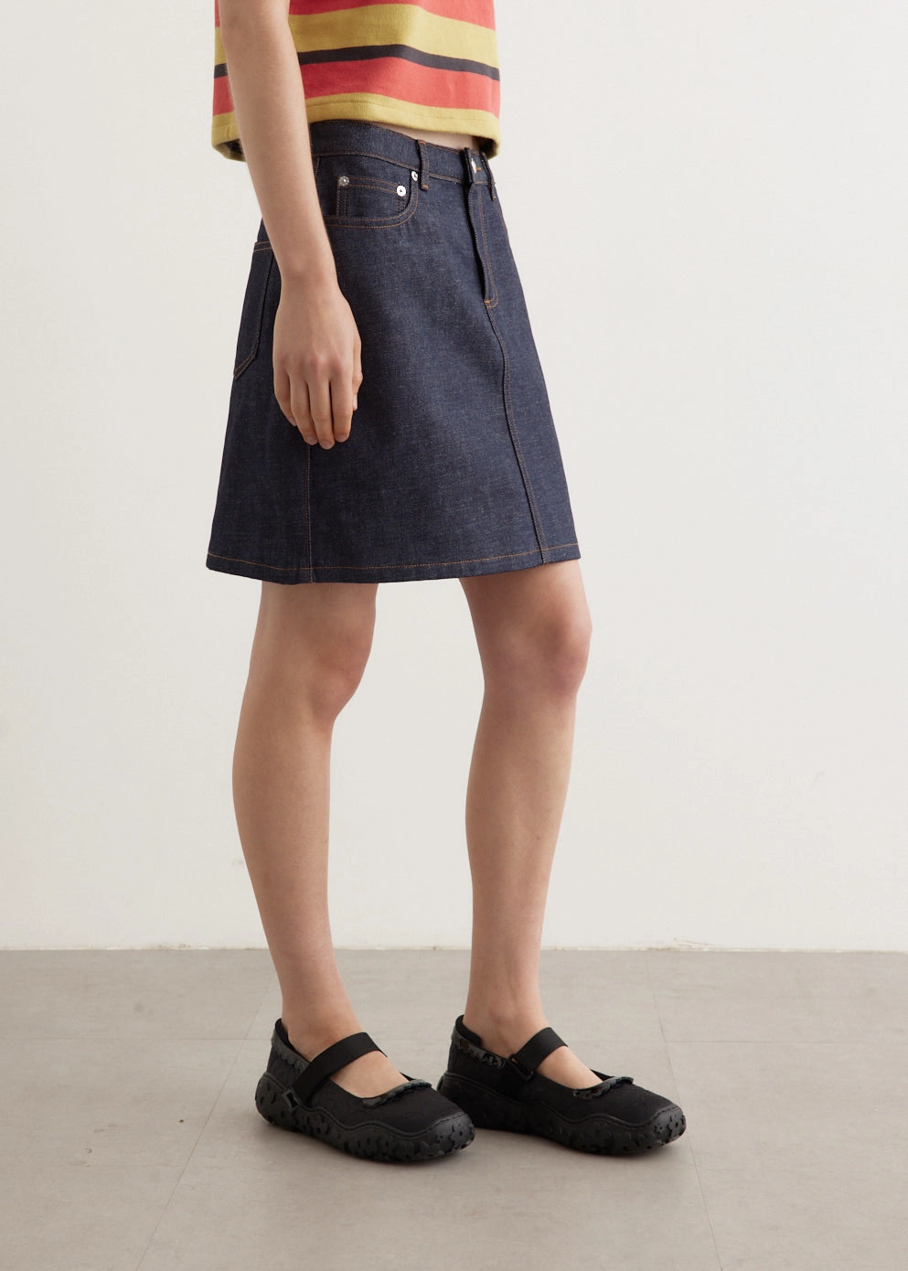 Standard Skirt Non Irritating Texture