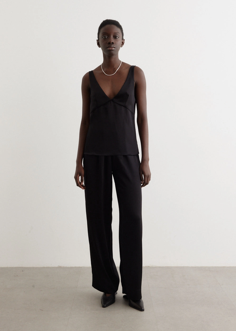 matter Compact Packable Classico V Tank Top