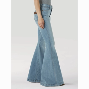 Wrangler "ISABELA" Trumpet Flare Always Appropriate