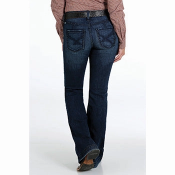 Earthy Rainy Day City Walk Trend Setter Chill Outfit Cinch Women's Slim Fit Lynden Trouser Jeans