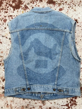 Reflective Safety Trim ReflectiveTrimDetails Vintage USA Levi Light Wash 2 Pocket Trucker Vest (JYJ1124-374)