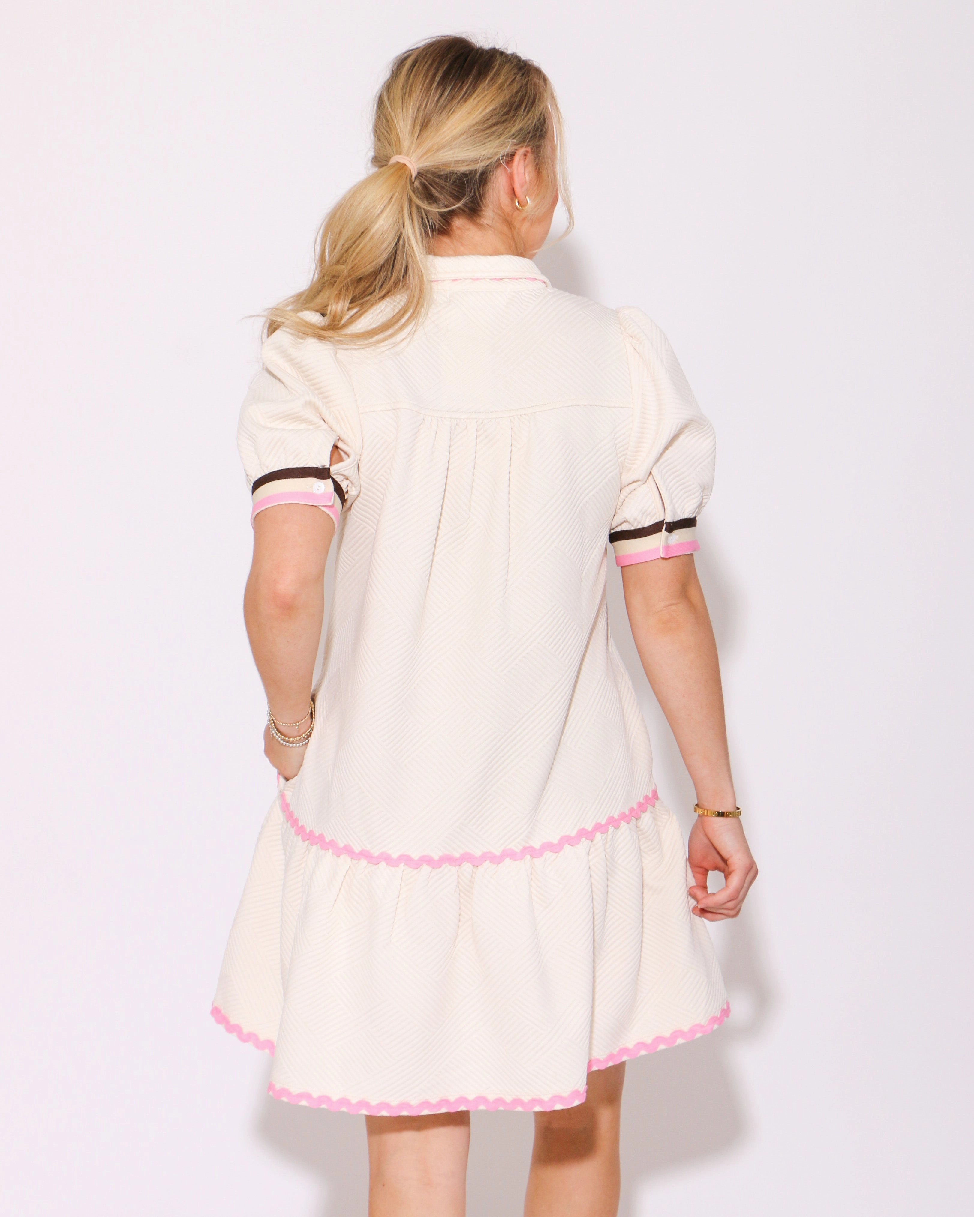 Warm Season Youthful Look Zippered Chic Mini Dress in Cream