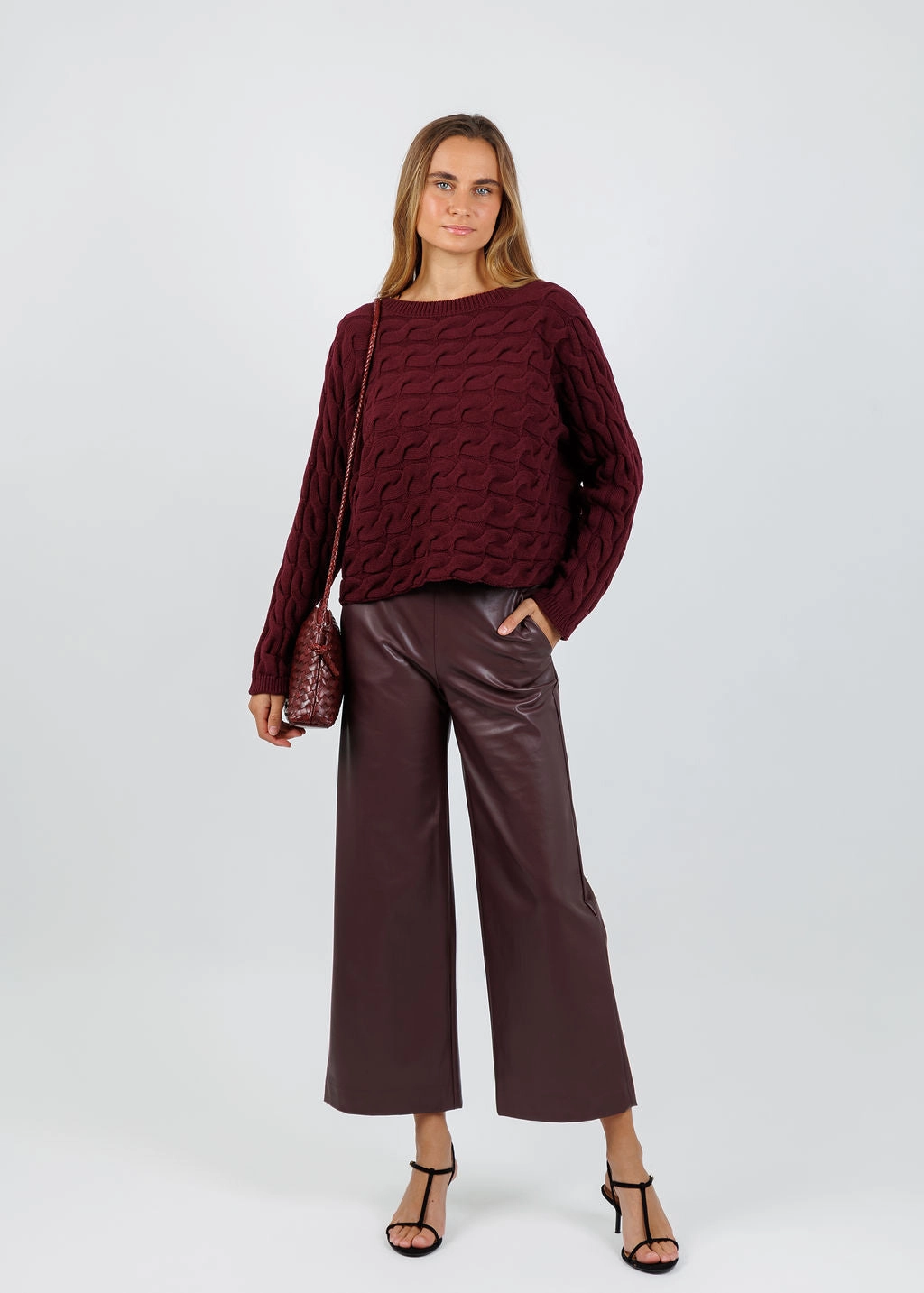 Resilient Stretch Fabric Sirah Cable Crew Neck Pullover - Bramble Berry