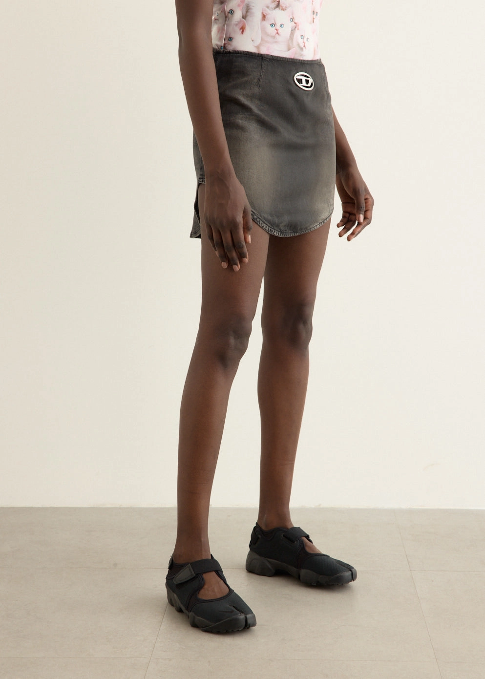 DE-VANY-S Skirt Cozy Edge Erasable Crease