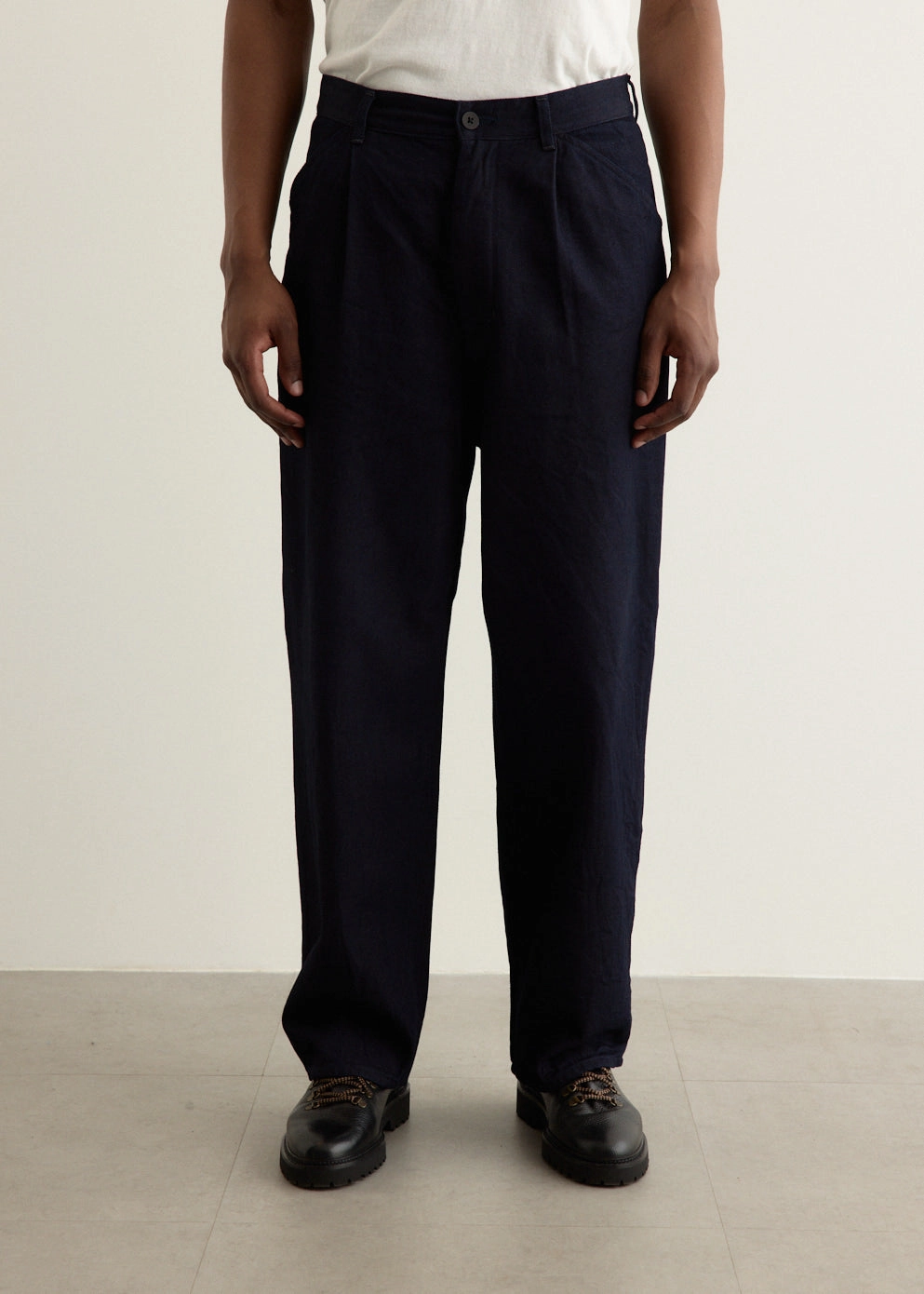 Deep Tuck Pressed Pants NonBindingWaistline