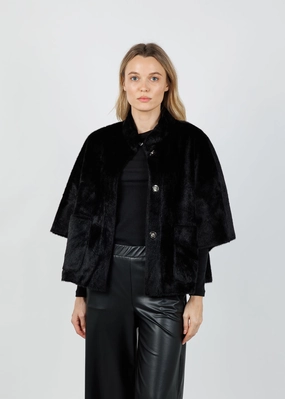 Dewi Faux Fur Cape - Black Tailored Fit BrushedInnerSurface