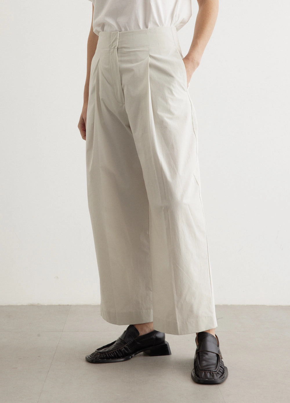 Comfortable Look Dordoni Volume Pleat Pants