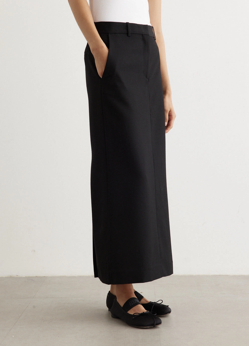 Low-Waist Straight Skirt Wardrobe Classic Light Moodboard