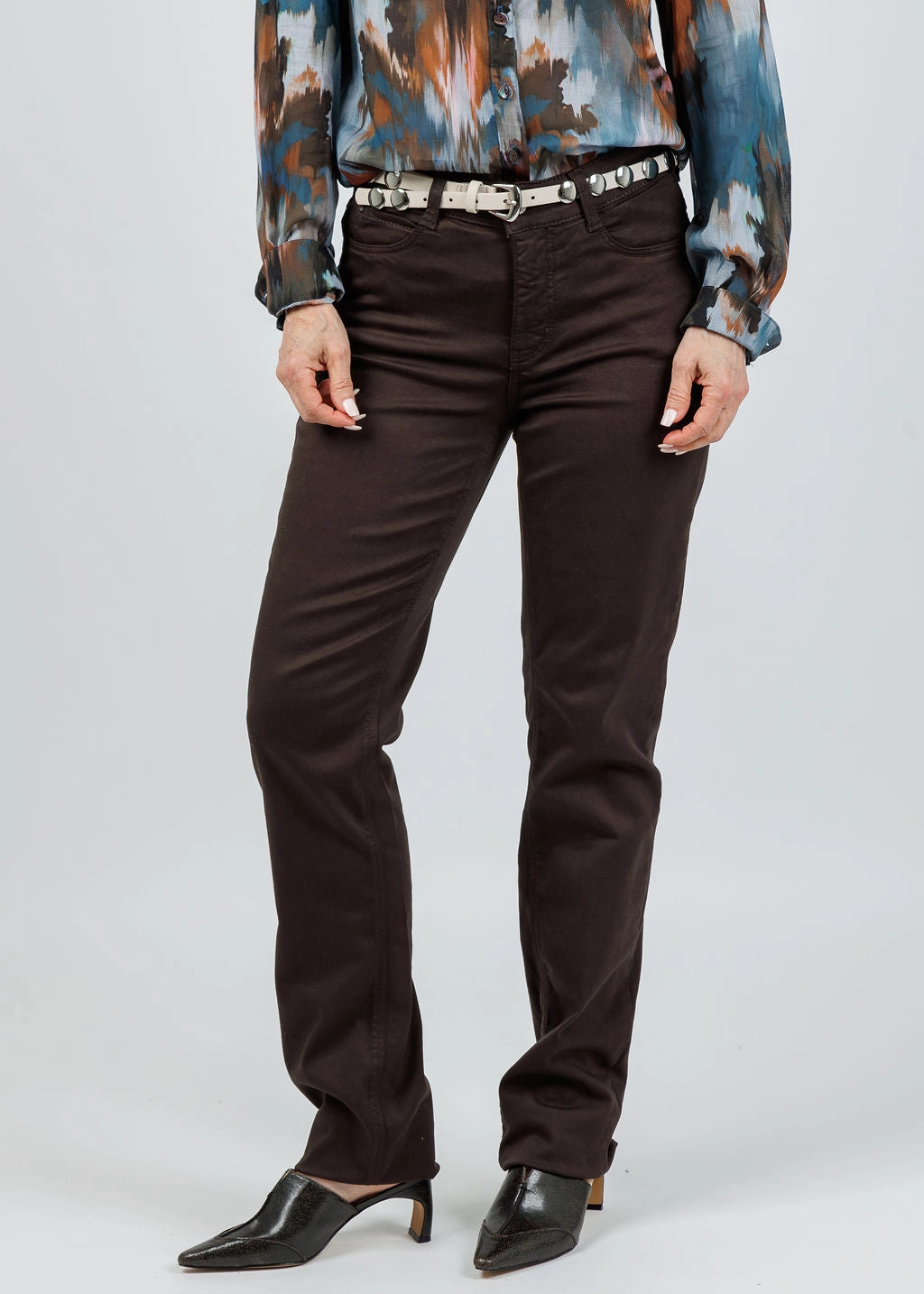 Dream Straight Denim 32" - Deep Brown Soft Touch Air Circulation