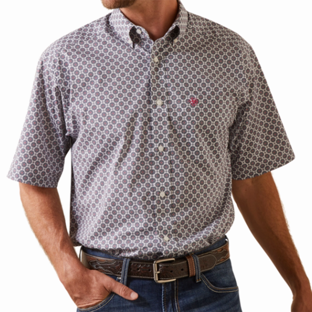 Pocket Detailing Traveler??s Choice Ariat Men's Novah White Classic Fit S/S