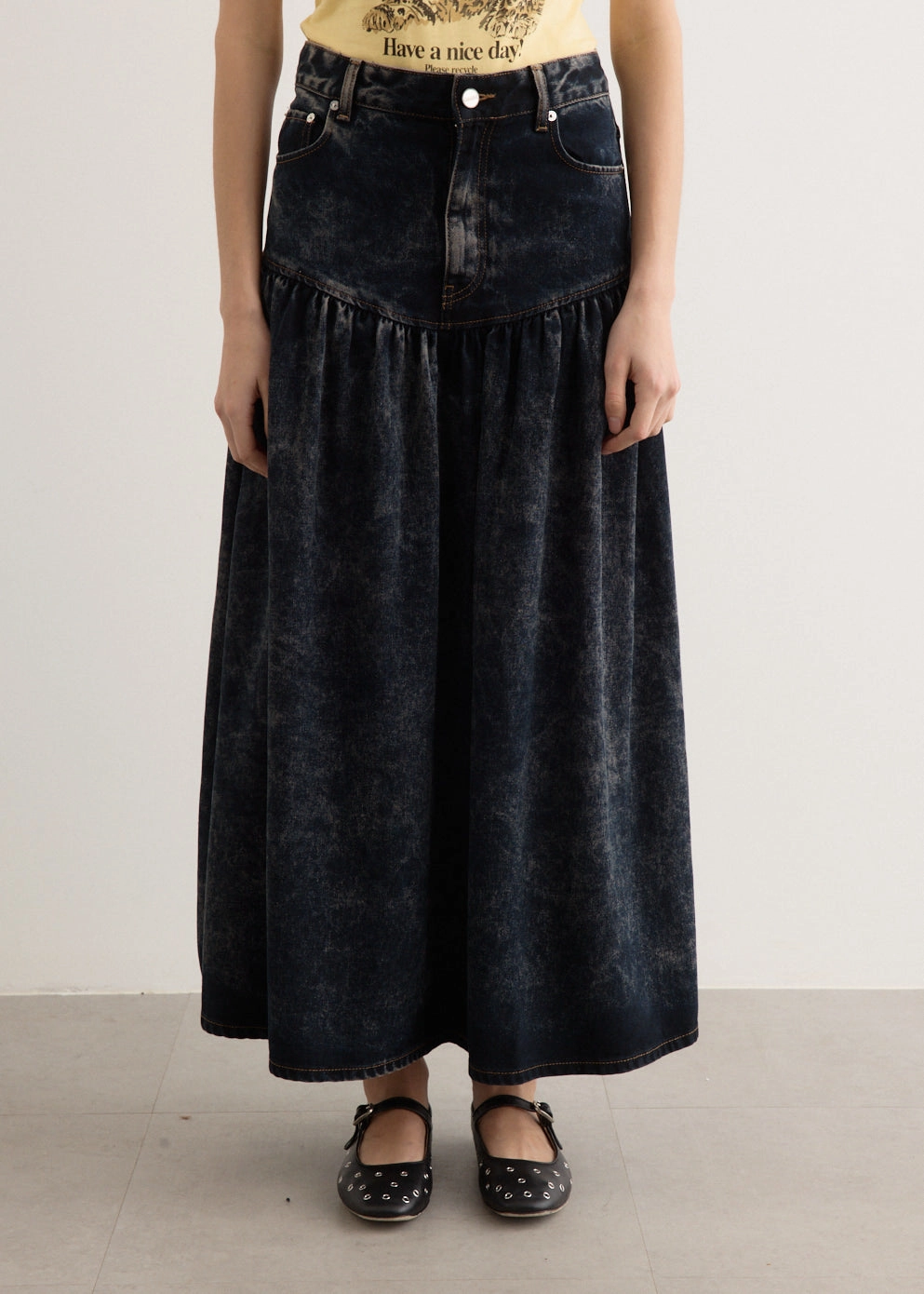 Light Denim Long Skirt Invisible Seams Simple Layers