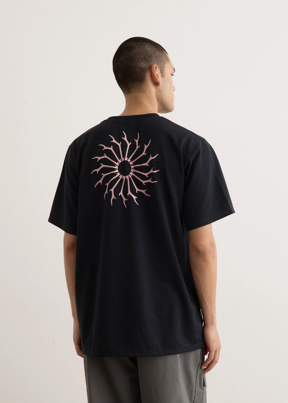 Short Sleeve Round Pocket T-Shirt Edgy Trendy Wearable