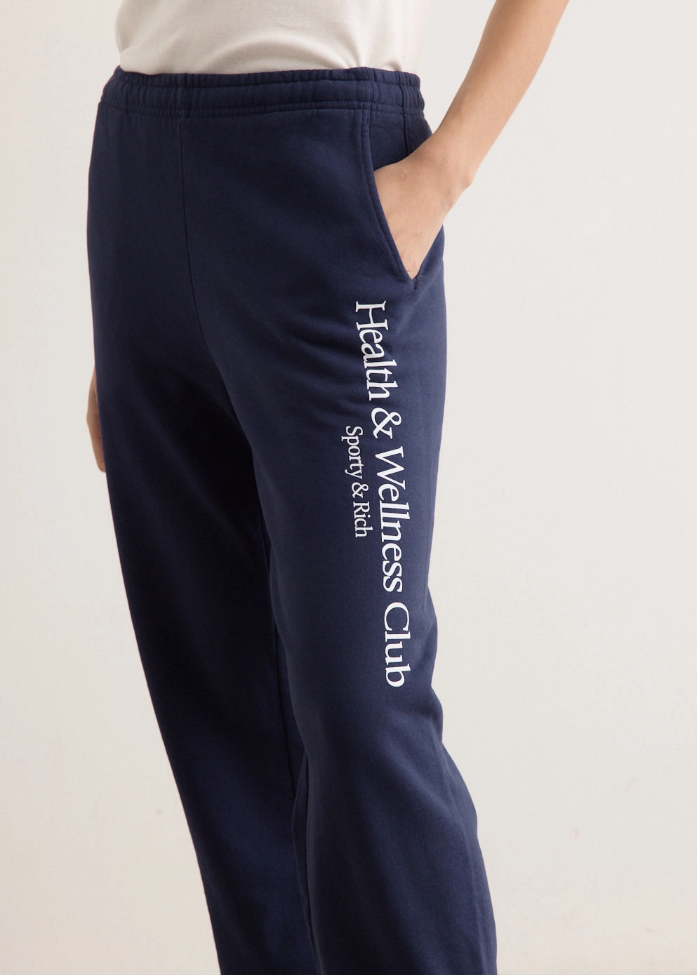H&W Crest Sweatpants LightweightComfort Flowy legs