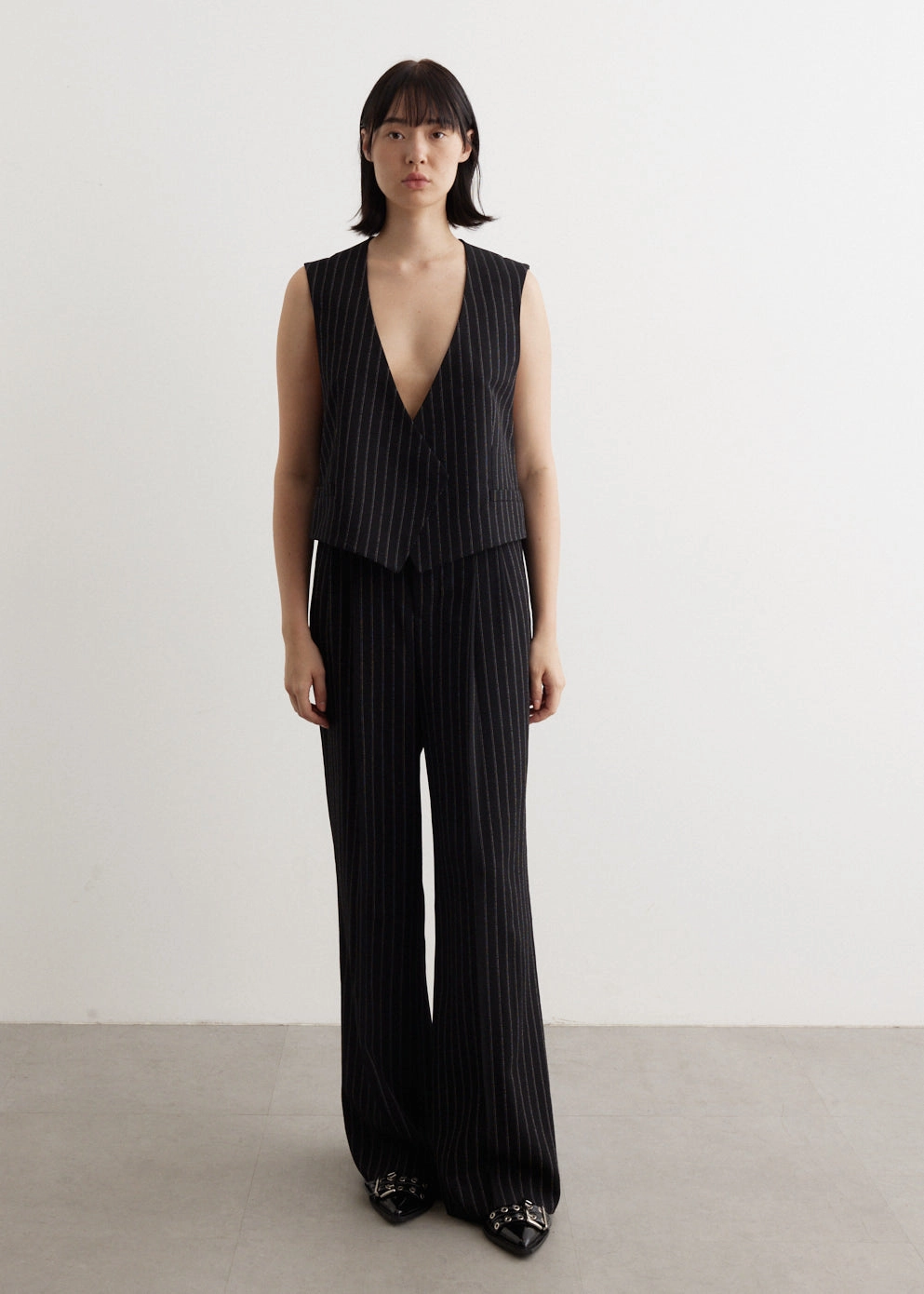 Stylish Appearance Casual Option Sleeveless Jacket