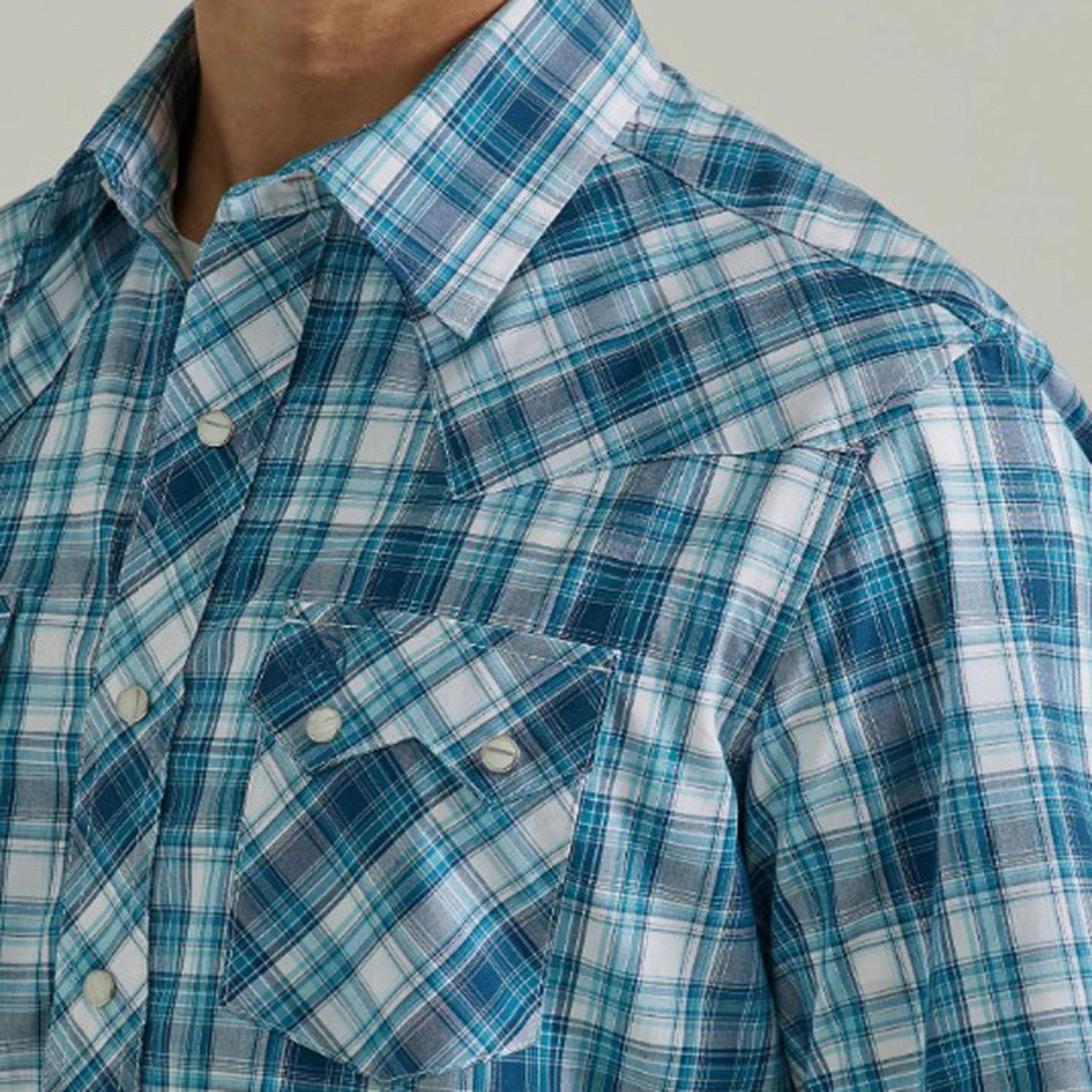 Wrangler Men's Blue Plaid Short Sleeve Monochrome Palette