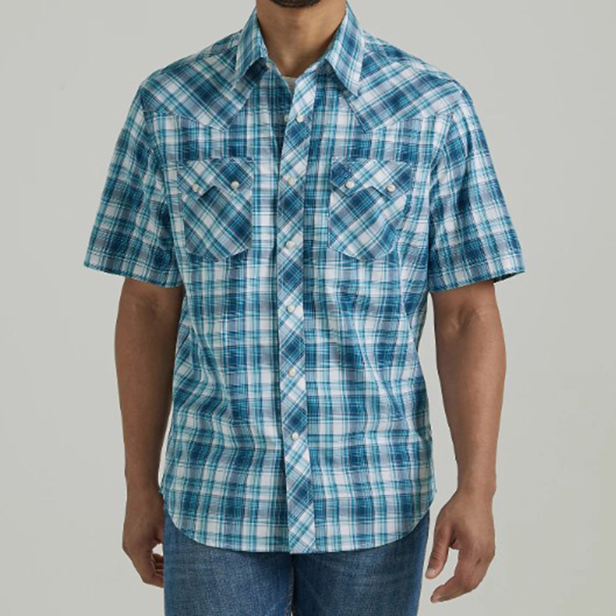 Anti Pilling Finish Wrangler Men's Blue Plaid Short Sleeve